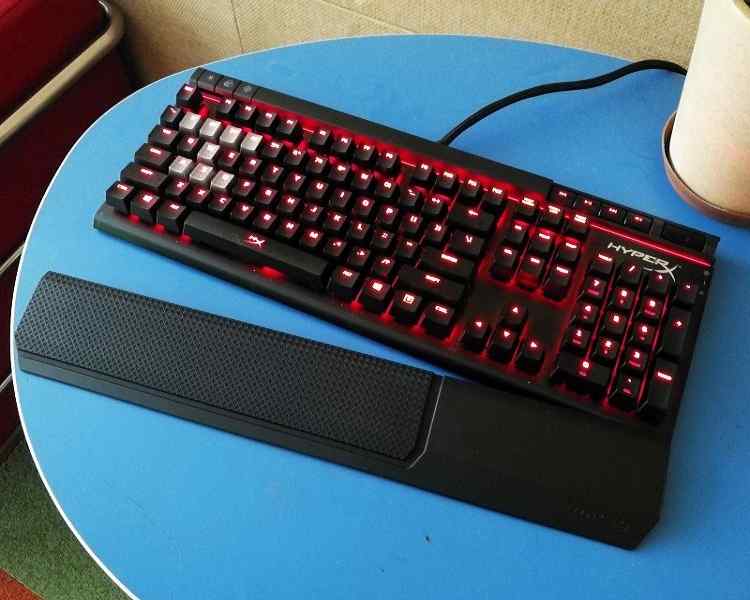 The best gaming keyboard for game lovers, Price & Reviews